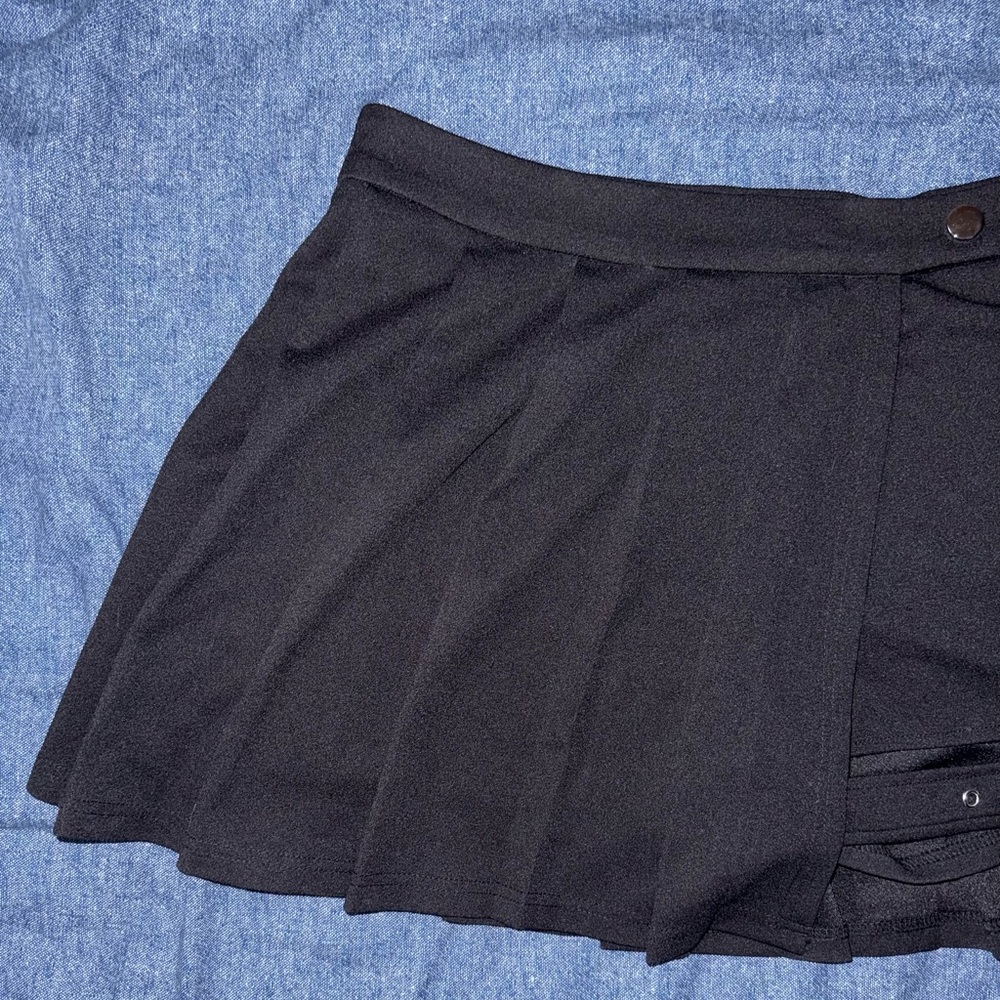 Fashion Nova Black Asymmetric Pleated Mini Skirt with Buckle Detail - Picture 5 of 8